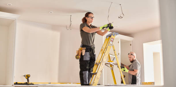 Best Emergency Electrical Repair  in Russell, KS